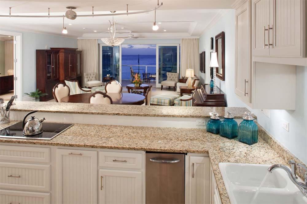 Caribbean Club Boutique Hotel, Grand Cayman Dog City Zewnętrze zdjęcie